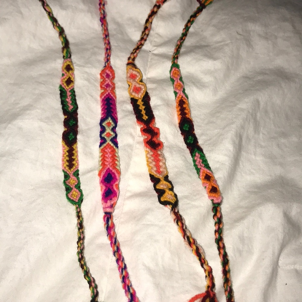 Cute Braided Bracelets🌈